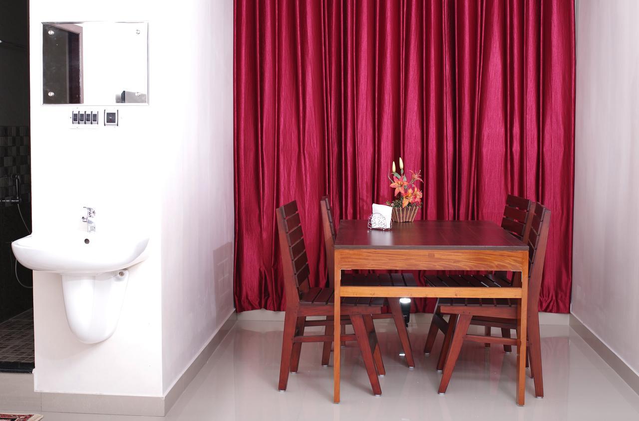 Indeevaram Residency Thiruvananthapuram Εξωτερικό φωτογραφία